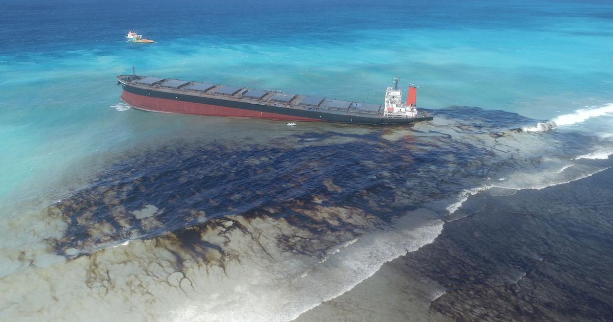Tanker Leaking on Mauritius Coast